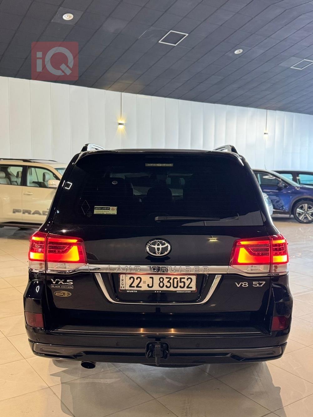 تويوتا لاندكروزر